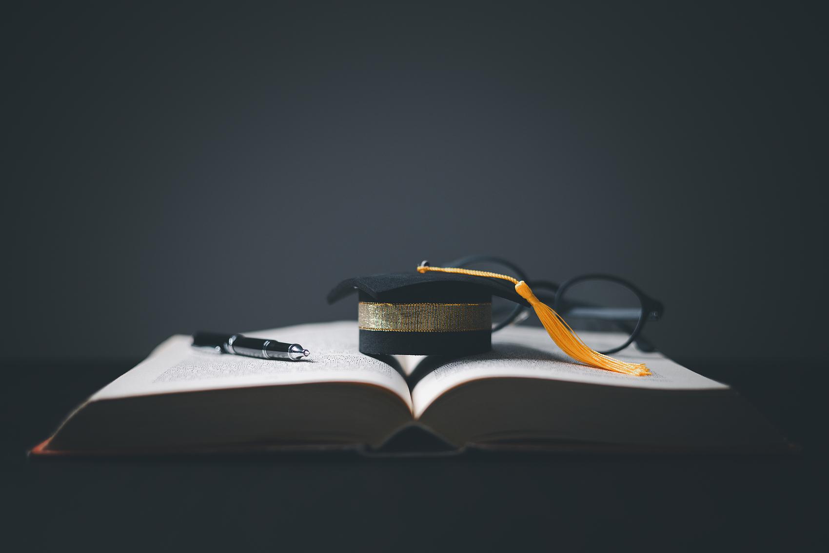 学术期刊选择全策略：避开秒拒，精准匹配你的论文